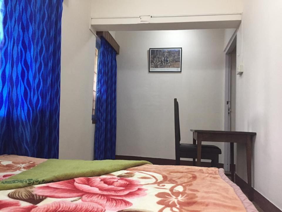 Kathmandu Home Stay & Hostel Exteriör bild