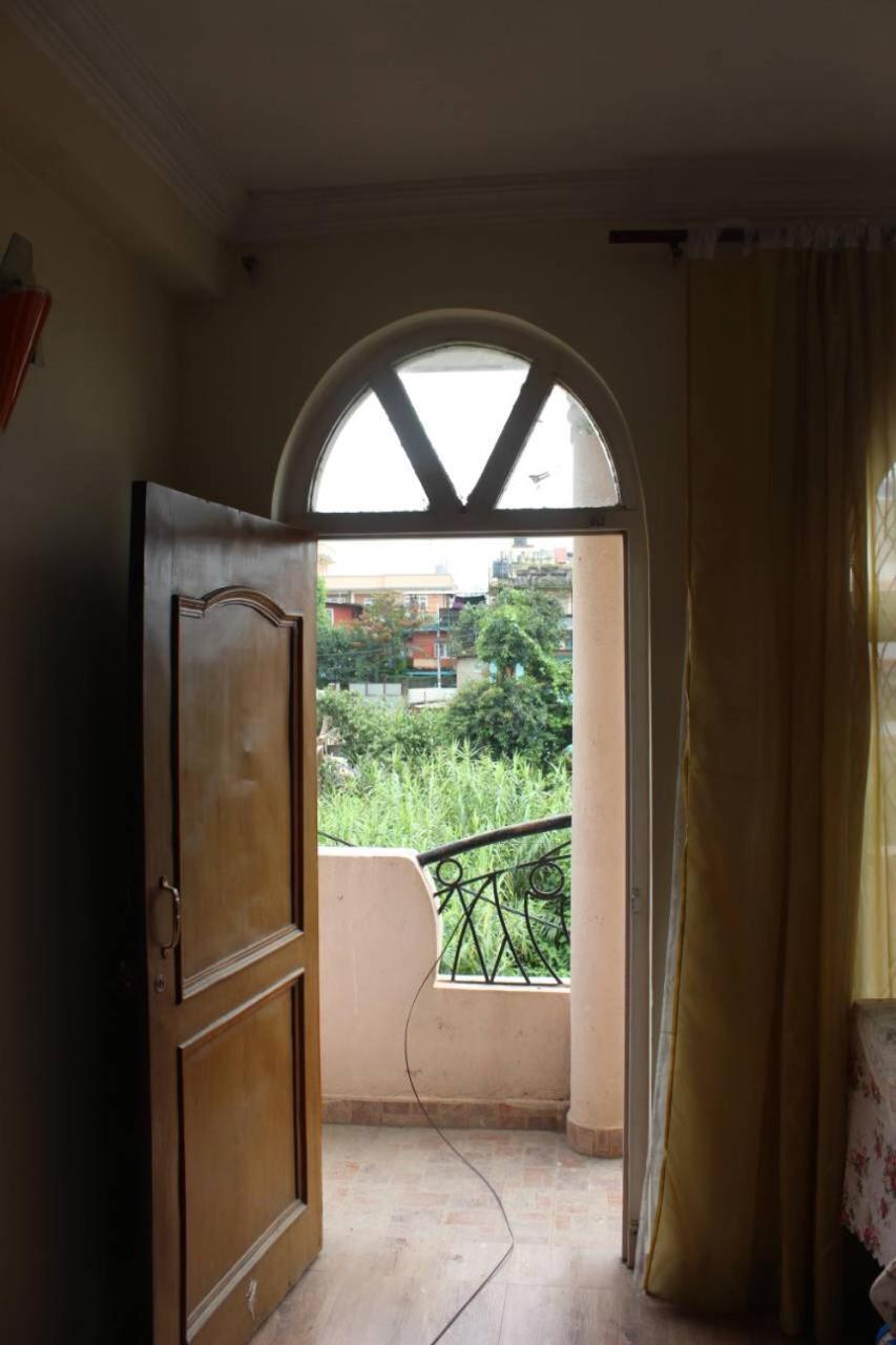 Kathmandu Home Stay & Hostel Exteriör bild