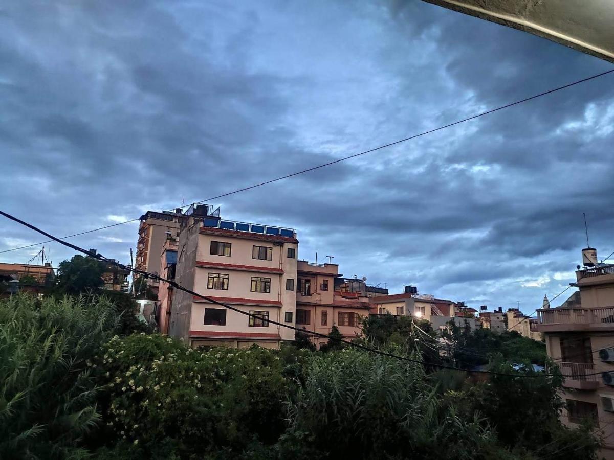 Kathmandu Home Stay & Hostel Exteriör bild